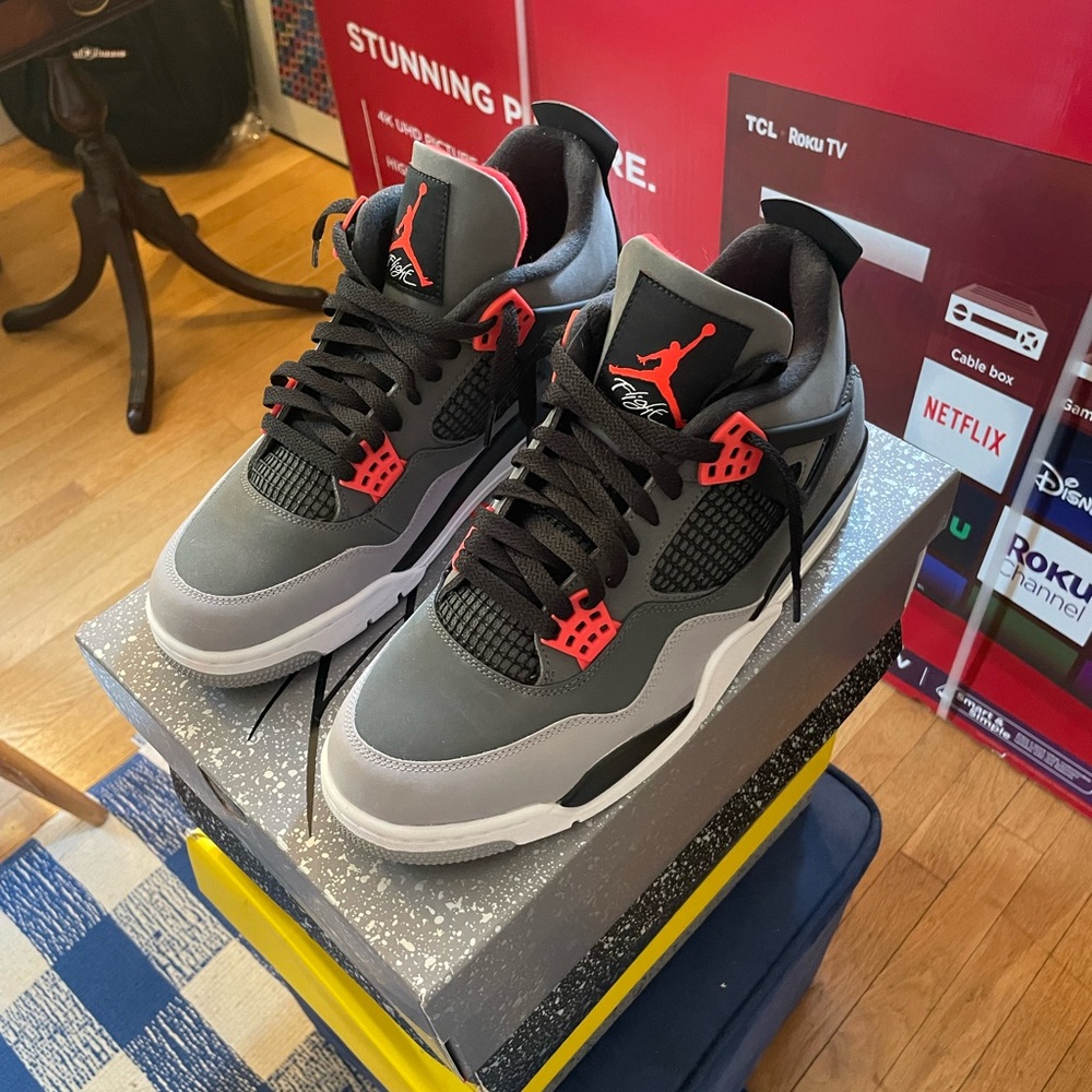 Nike Air Jordan 4 Infrared Size 11 New